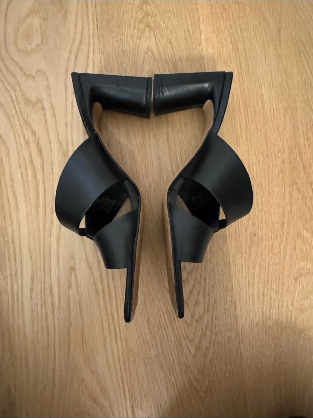 ZARA Black Crisscross Leather Block Heel Mules